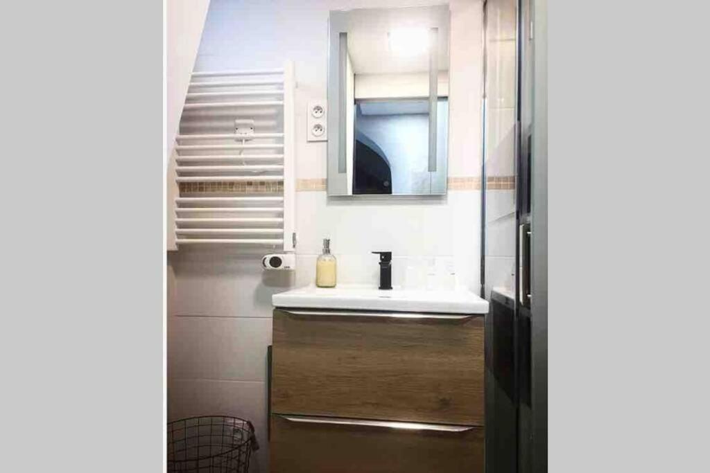 Apartmán Studio Tout Equipe Marguerittes Exteriér fotografie